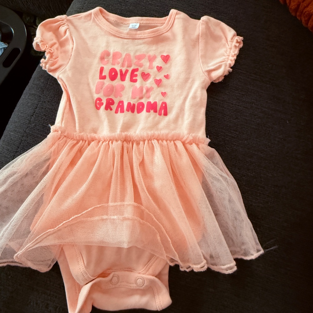 Okie Dokie Peach Onesie with Pink Hearts